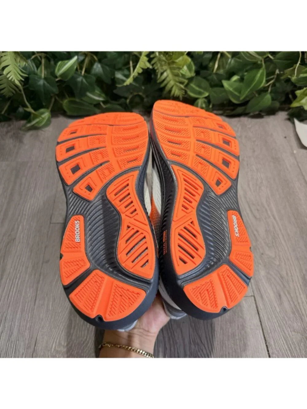 Brooks Ghost 17 Running Shoes Oyster Mushroom/ Orange/ Ebony , Men's 8 D